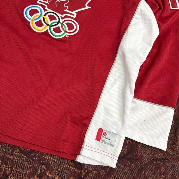 2000 Sydney Olympics Team Canada Hockey Jersey - Picture 3 of 8